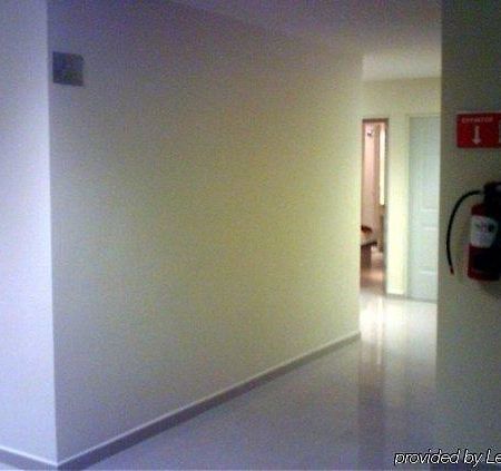 Hotel 402 蒙特雷 外观 照片