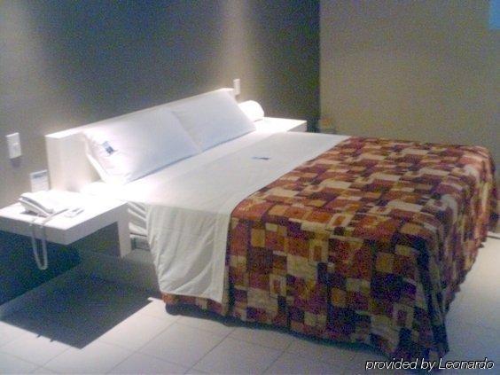 Hotel 402 蒙特雷 外观 照片